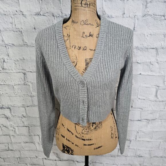 Divided cropped cardigan sweater top Sz S long sleeve ribbed gray A9 - Picture 1 of 4